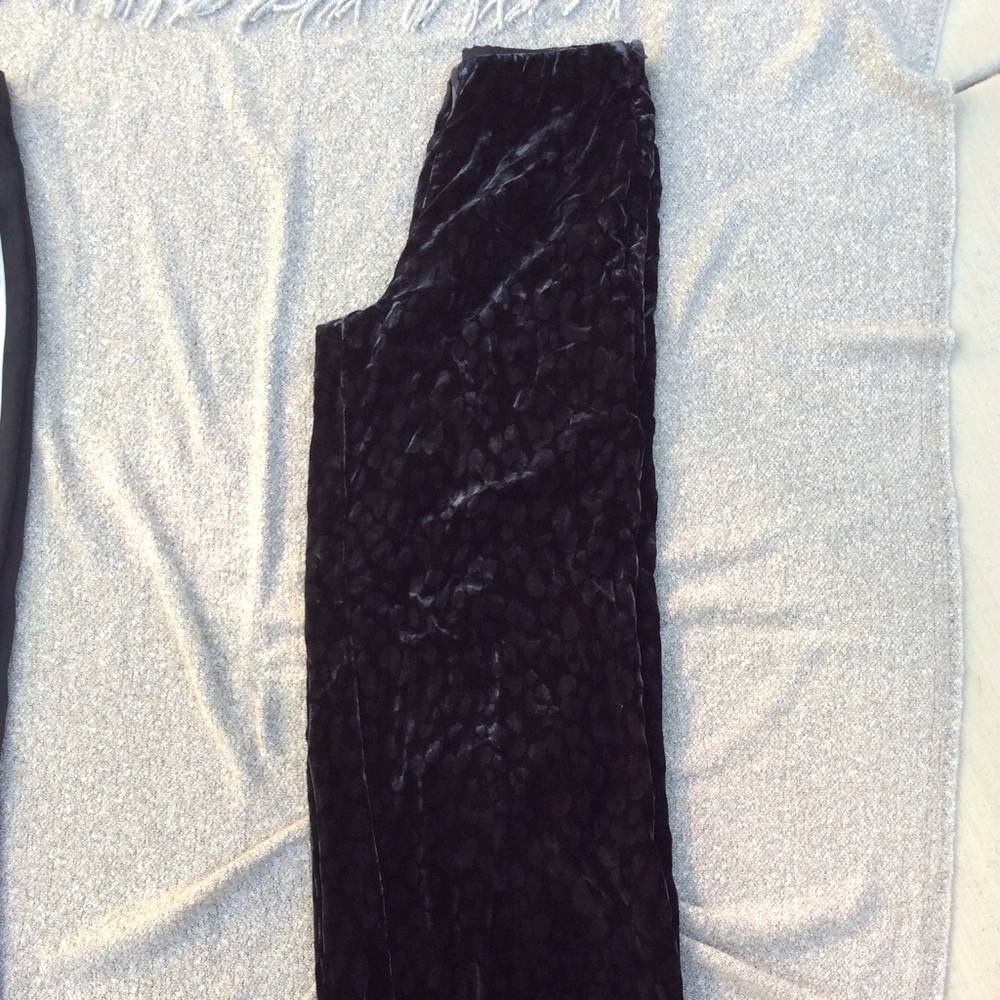 ZARA WIDE LEG TROUSERS